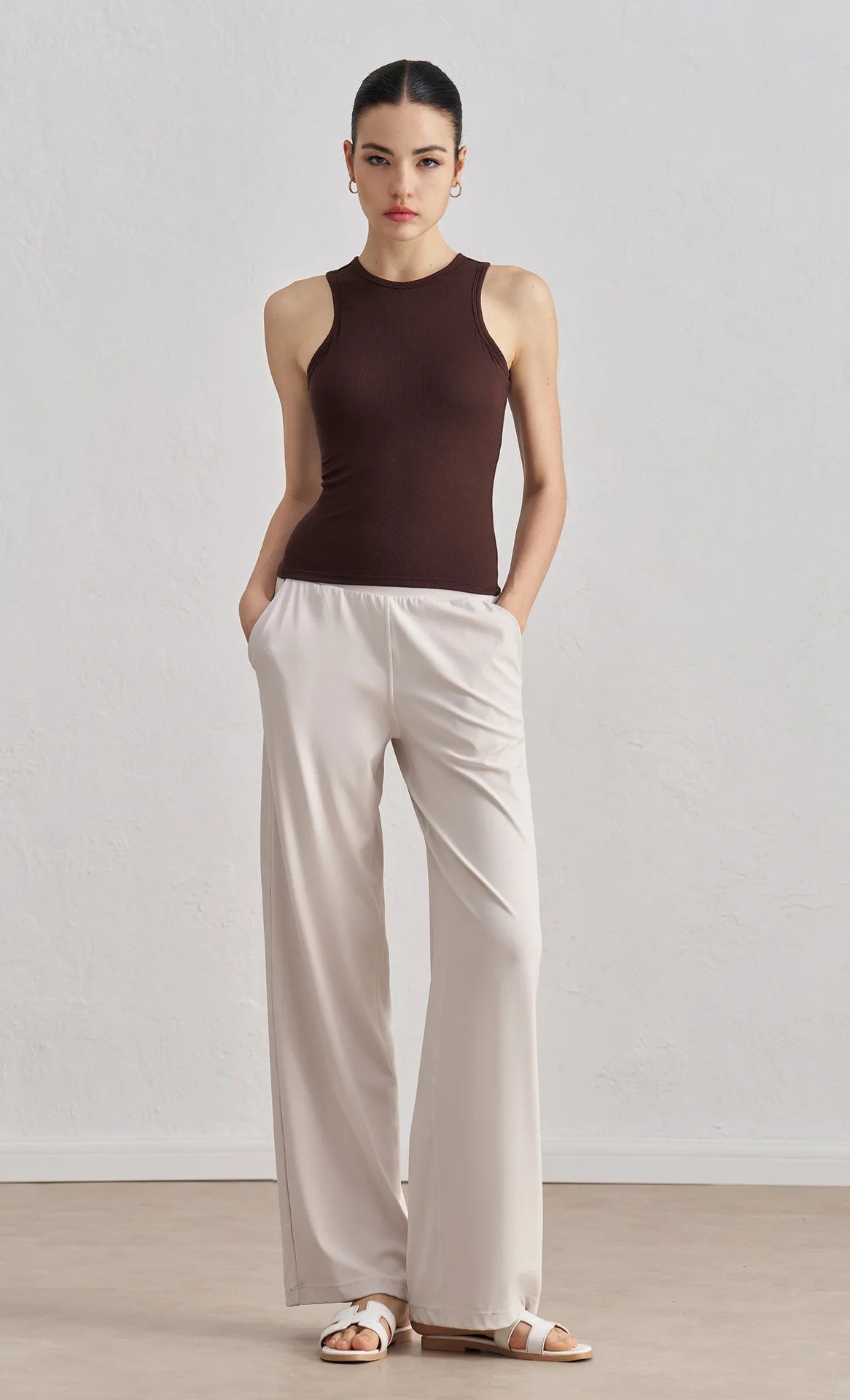 Solid Color Butter Cross Gym Yoga Underwear Women Cross Back/Shoulder Straps Fitness Sport Bra High Impact Push Up Top With Pad