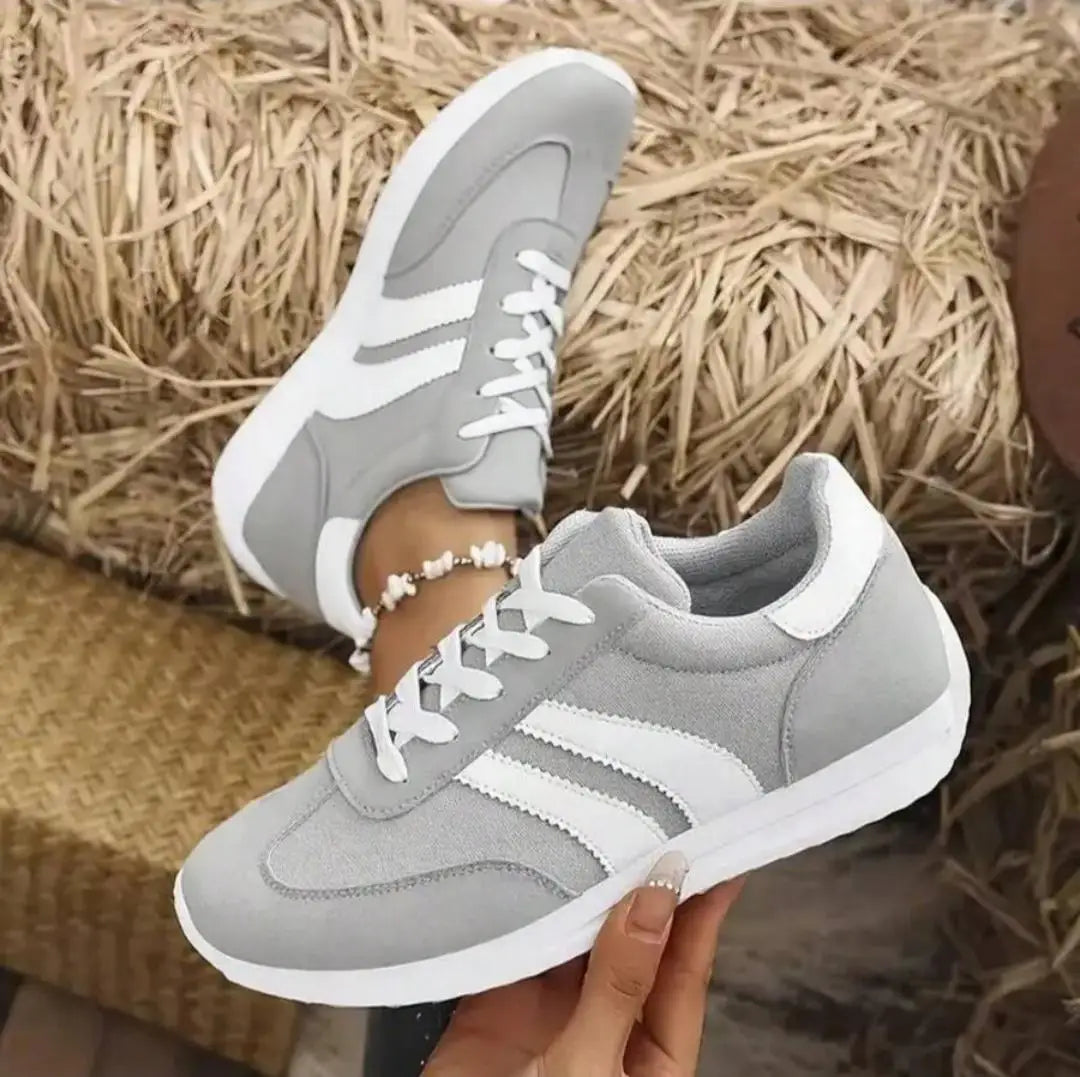 Women Striped Retro Casual Sneakers Lightweight Soft Sole Breathable/Low Top Lace Up Non Slip Comfortable Fashion Athletic Walking Shoes