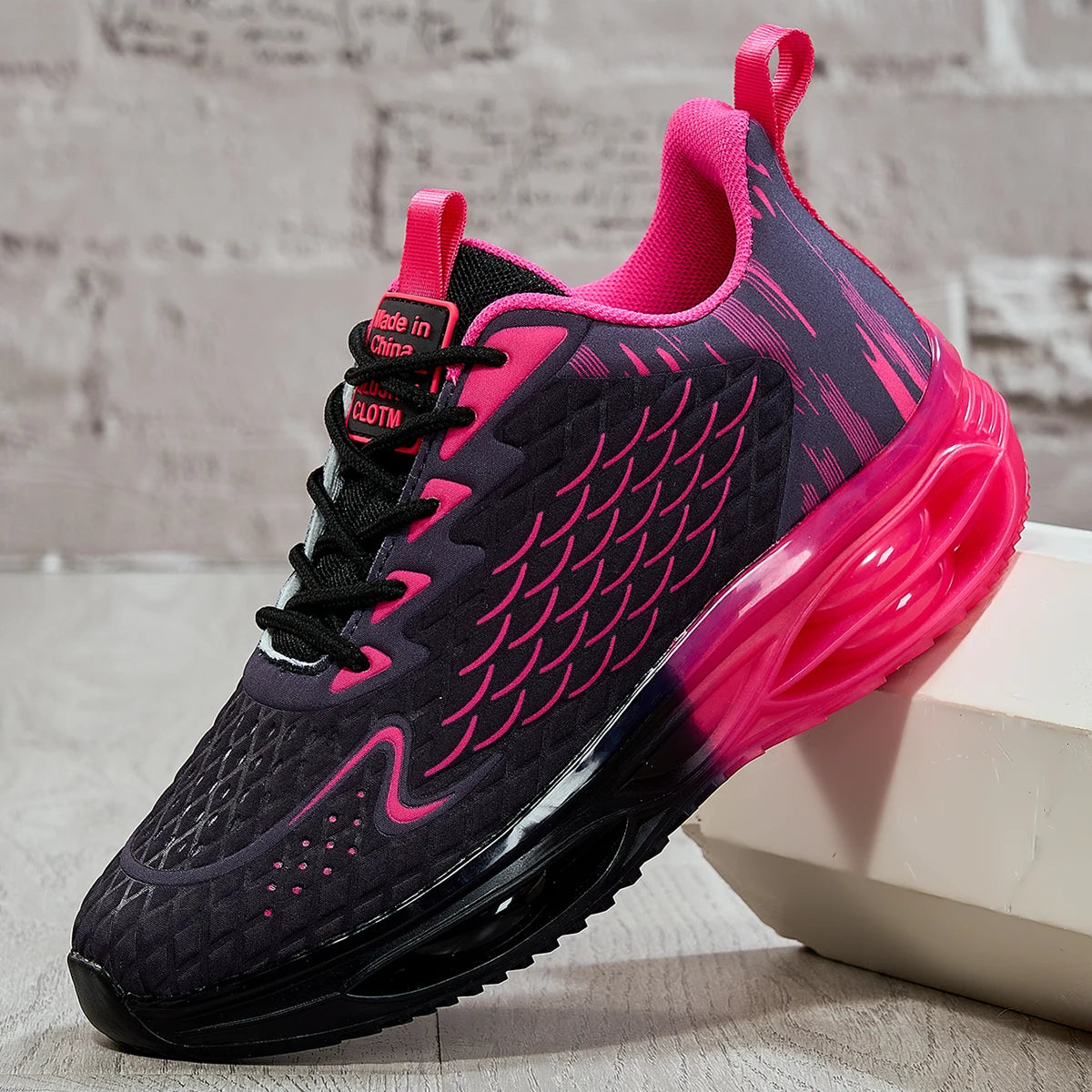 Women Gradient Scale Pattern Air Cushion Sneakers Breathable/Flying Weave Mesh Shock Absorb Non Slip Lace Up Running Shoes