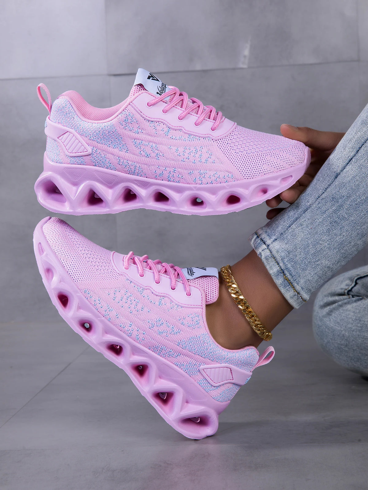 Women Breathable Flying Woven Blade Sneakers Hollow Shock Absorbing/Cushion Athletic Shoes, Lightweight Mesh Non Slip Sneaker