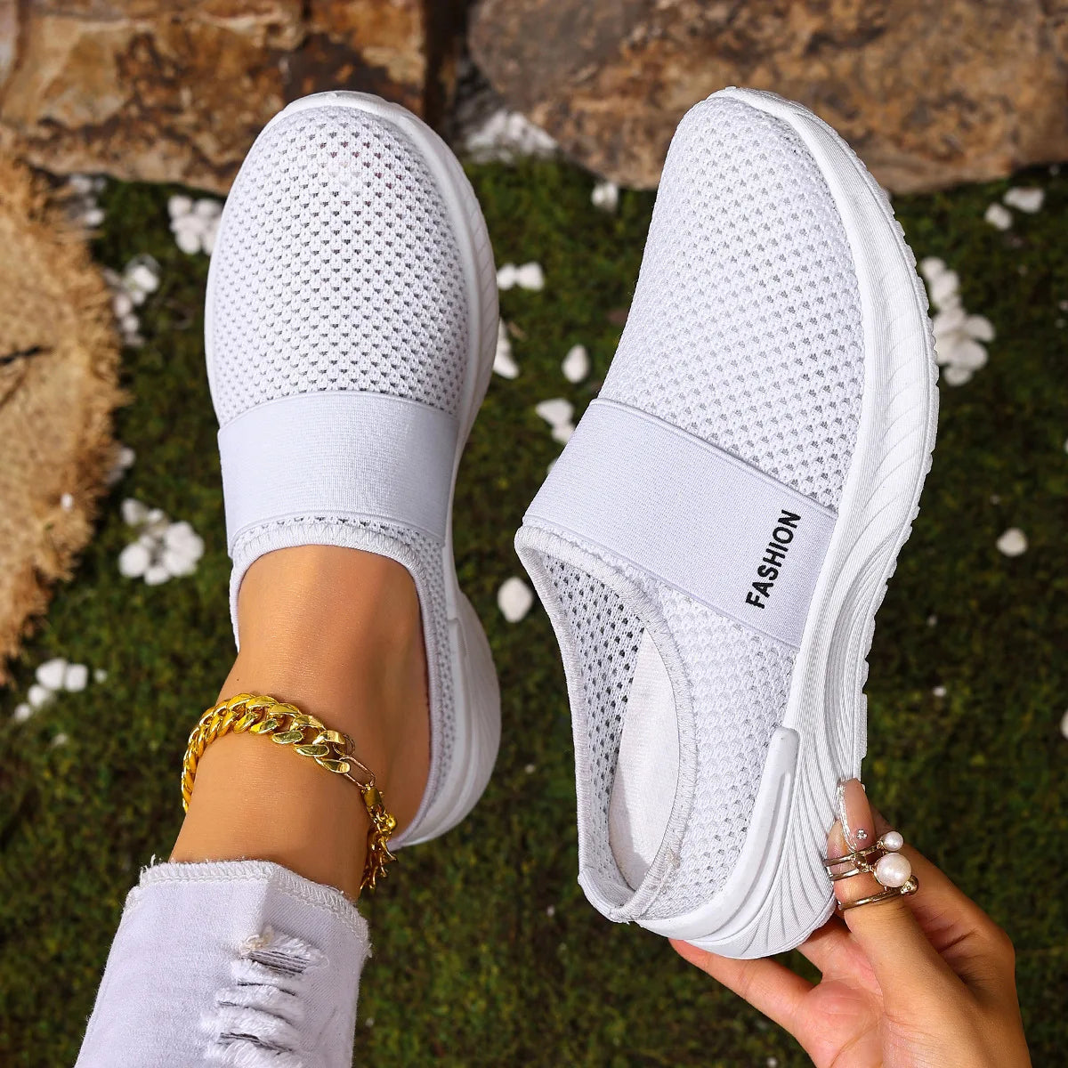 Women's Closed Toe Slip On Sneakers, Breathable Knit Mesh/Comfort Shoes Air Cushion Platform Walking Shoes for Daily Use