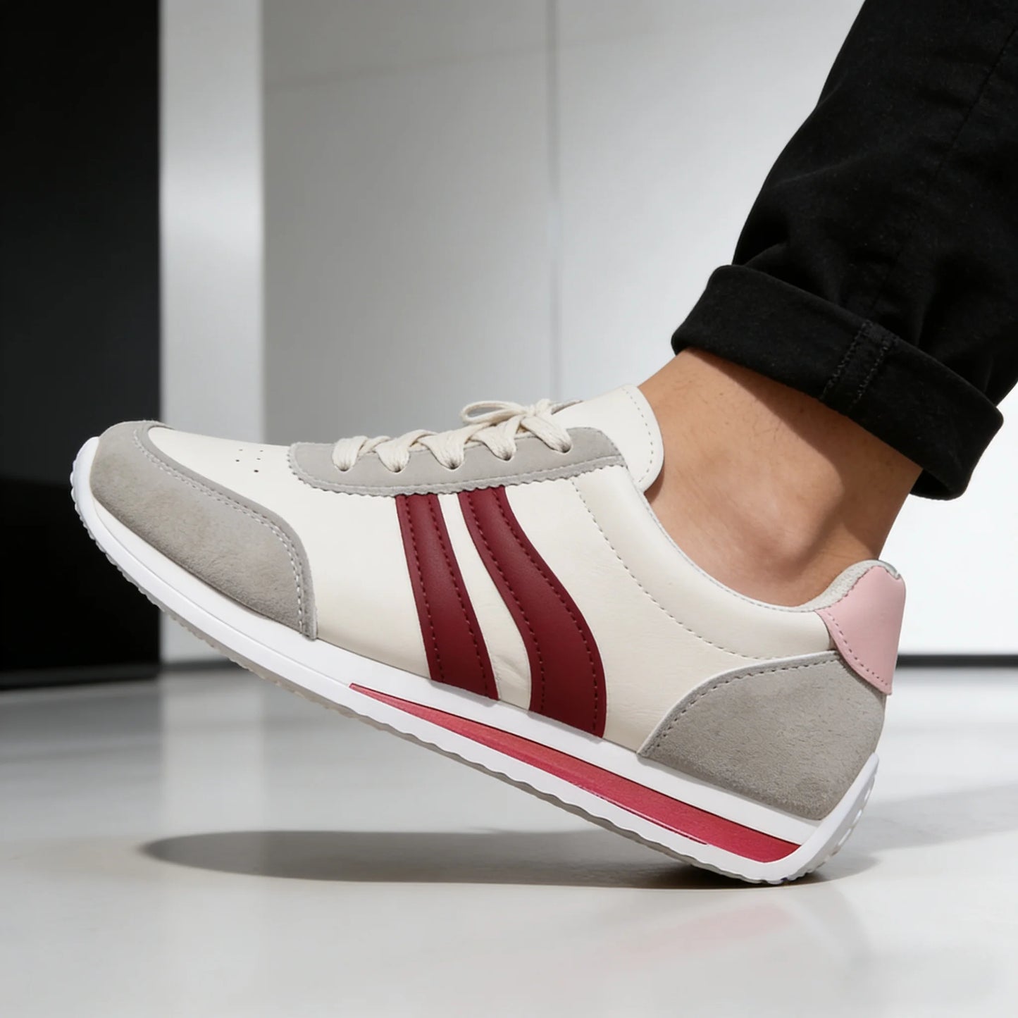 Women's New Casual Lightweight Breathable Running Sport Shoes/Outdoor Walking Shoes Low-Top Round-Toe Sneakers