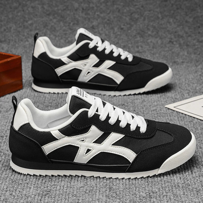 New Men's Lightweight Anti-Slip Breathable Wear-Resistant/Running Sports Fashionable Versatile Casual Shoes