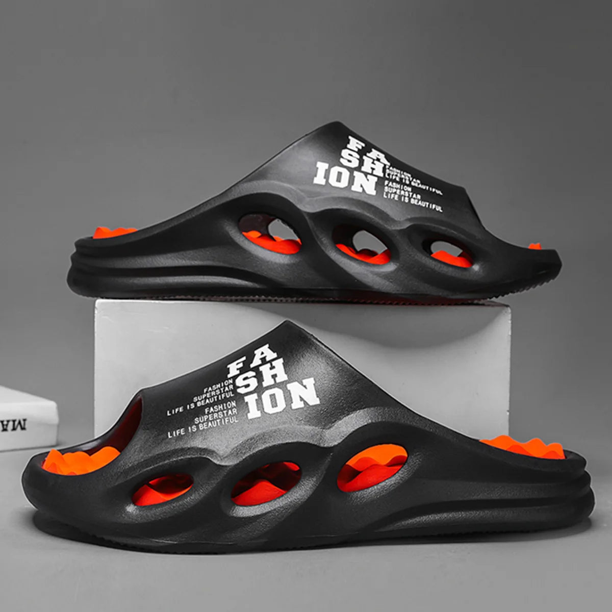 Men Fashion Massage Slippers Indoor/Outdoor Sandals Thick Sole Male Slides/Summer Non-Slip Men Shower Slippers