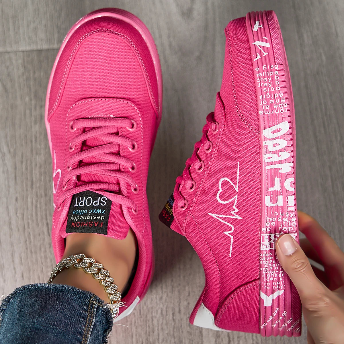 Women's Heart Design Sneakers for Women Lace Up/Soft Sole Platform Comfy Skate Shoes Low-top Mid Top Shoes,