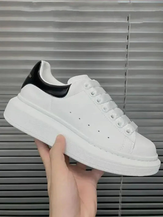 Women Flats Elegant Skateboard Shoes White Sneakers Thick Sole/Inner Height Increasing Vulcanized Shoes For Men And Women