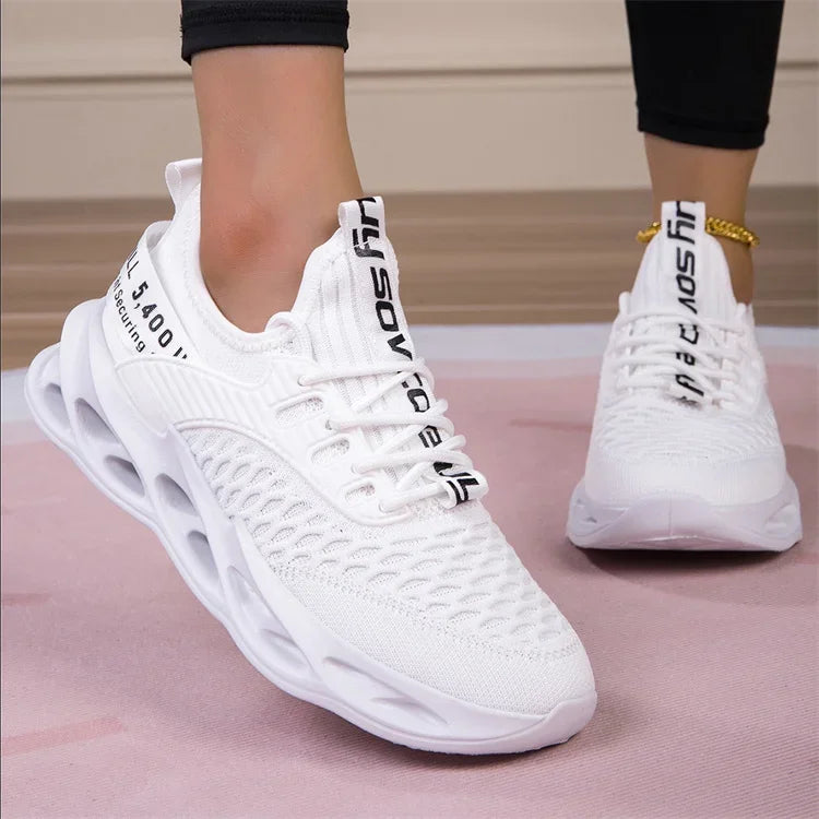 Hot Sale Pink Casual Sneakers Women Blade Shoes Big Light/Breathable Running Shoes Shoes Men Mesh Sports Sneakers