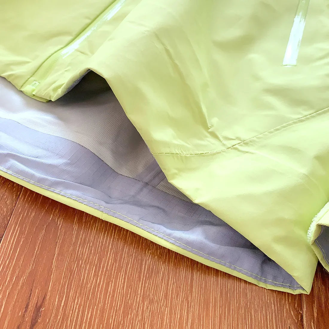 2026 New Storm Jacket Lovers Outdoor Sports Camping Mountain Skiing/Trend Fashion British Wind Leisure Waterproof Storm Jacket