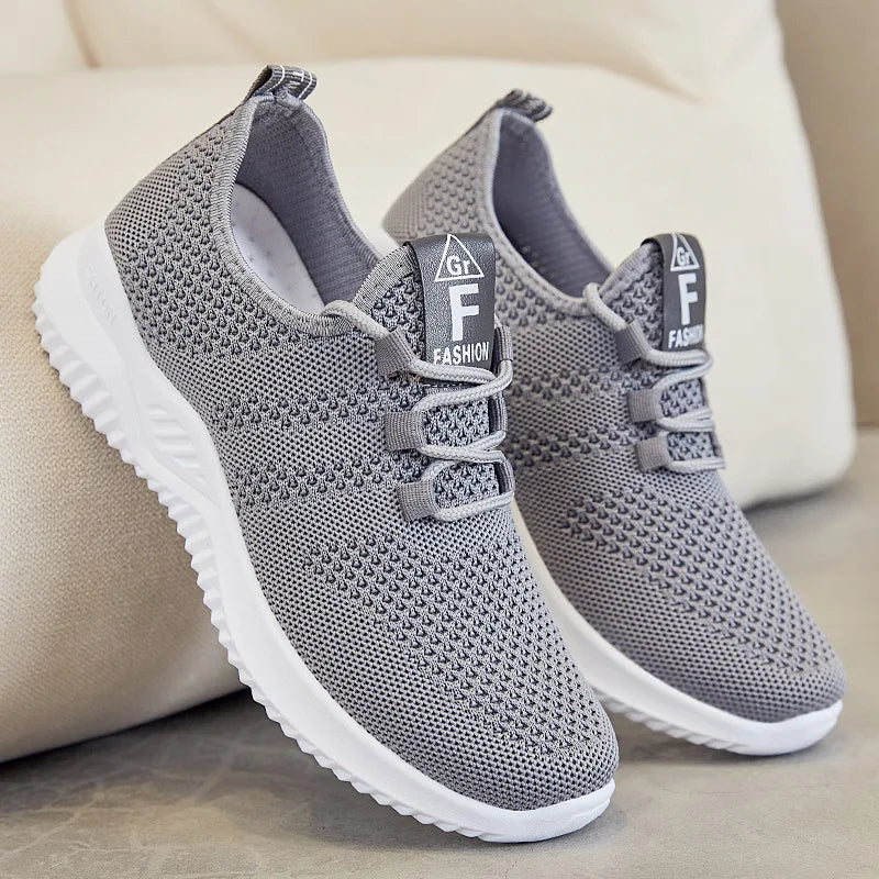 Women's Lightweight Walking Sneakers Breathable Mesh/Upper Non-Slip Outsole Comfortable Slip-On Casual Shoes