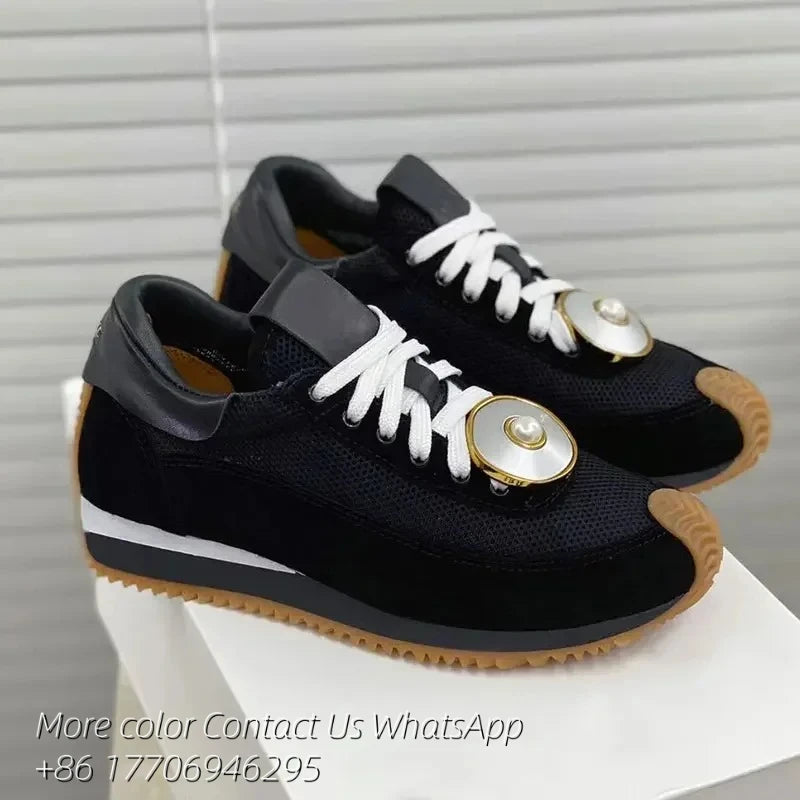 Men Trainers Shoes Designer Sneaker Flow Runner In Nylon And Suede/Lace Up With A Soft Rubber Upper And Honey Rubber Waves Sole
