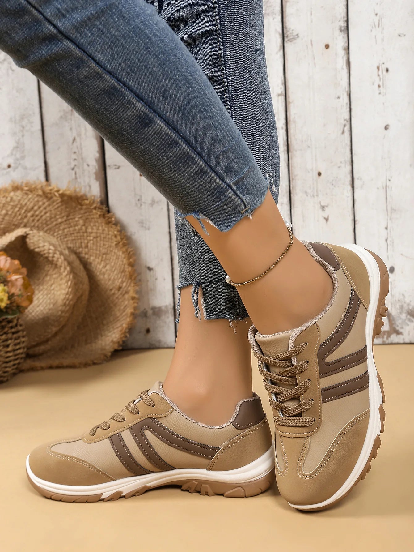 New Autumn/Winter Fashion Sneakers All-match Running Shoes/Comfortable Lightweight Sports Women's Shoes