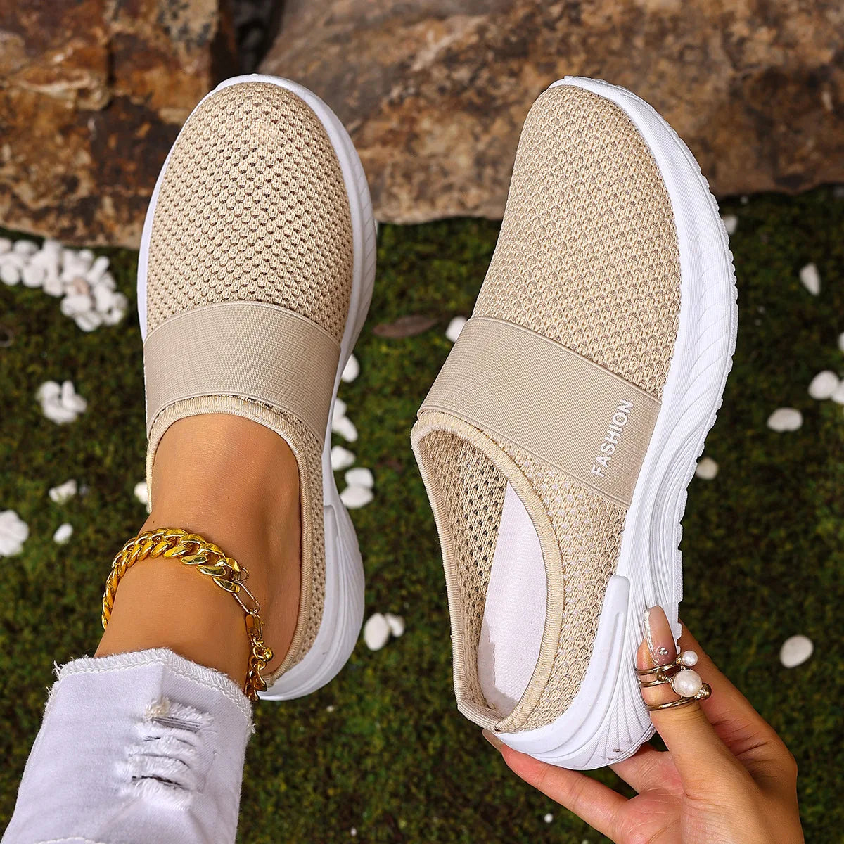 Women's Closed Toe Slip On Sneakers, Breathable Knit Mesh/Comfort Shoes Air Cushion Platform Walking Shoes for Daily Use