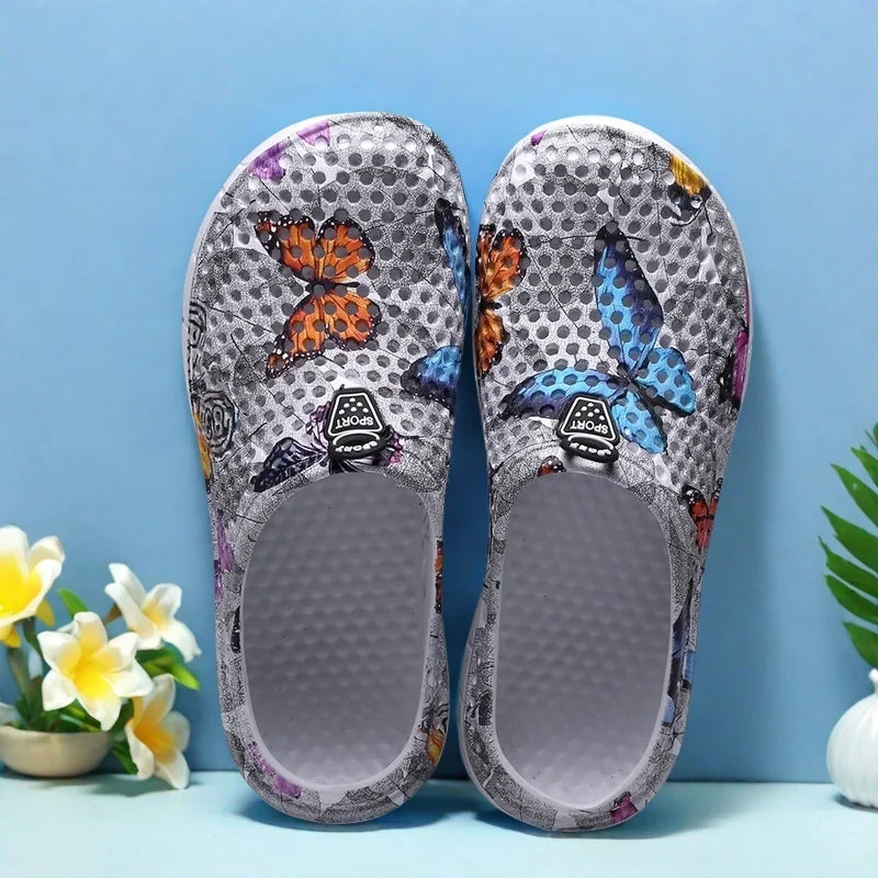 Women's Lightweight Slip-On Clog Shoes Butterfly Print Flat Bottom/Indoor Outdoor Beach Casual Sandals Comfortable Home Slippers