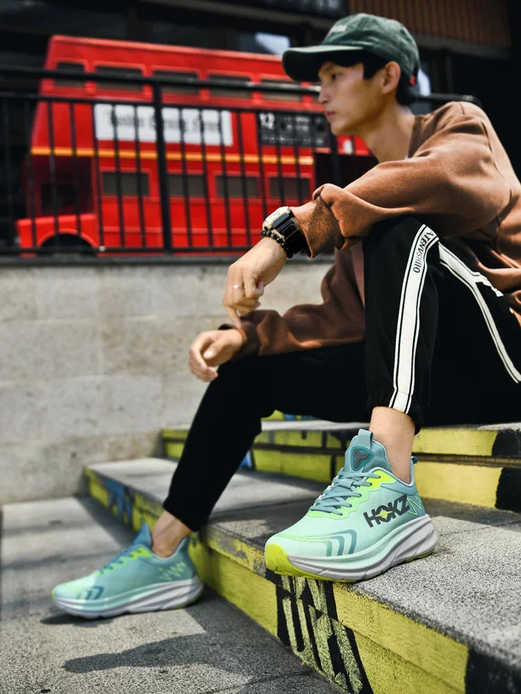 Men Running Shoes Off-road Shoes Outdoor Sneakers Mesh Trainer/Race Luxury shoes Breathable Cushioning Couple Non-Slip Fashion