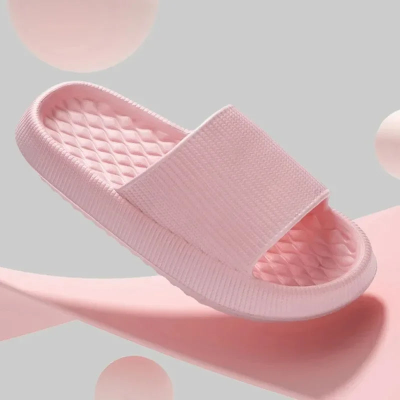 4cm Summer Non-slip Soft Cloud Slippers Women Comfy Thick/Platform Slides Woman Couple Bathroom Home Flip Flops