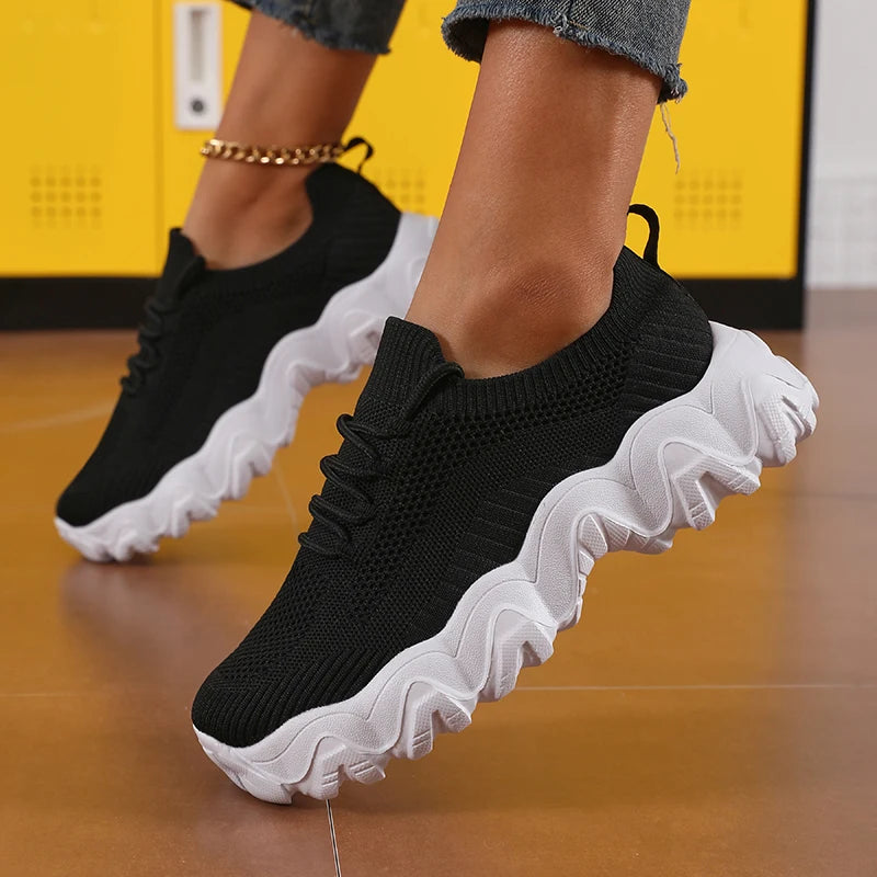 Women's Sports Shoes Comfortable Lightweight Sneakers Breathable/Mesh Platform Shoes Fashion Women's Outdoor Casual Shoes