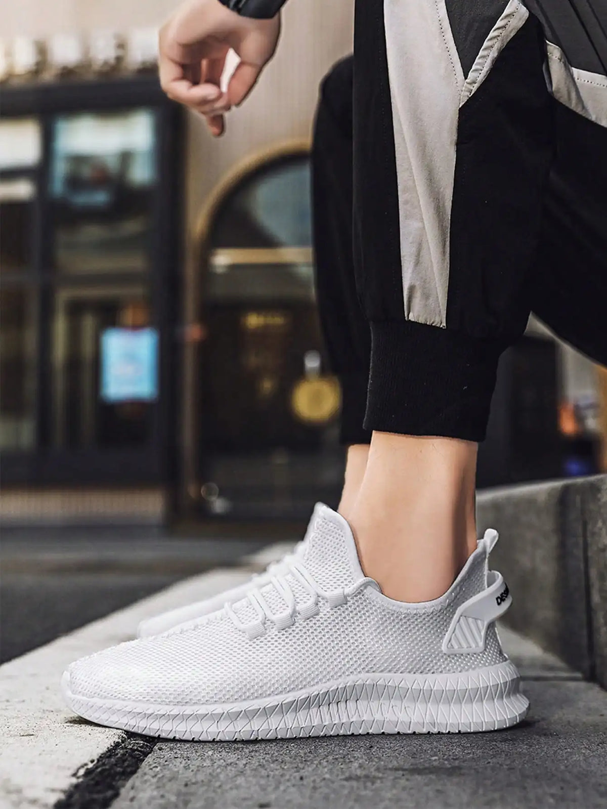Men's Low-Help With Anti-Slip And Wear-Resistant Four Seasons/Breathable Fashion Lightweight Men's Shoes Casual Shoes Running