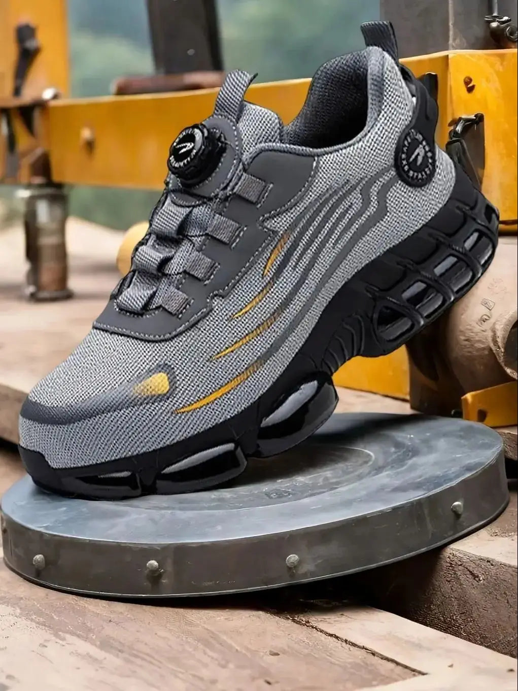 Men's Steel Toe Safety Shoes with Rotating Button Wear-Resistant/Puncture Proof Work Sneakers for Protection
