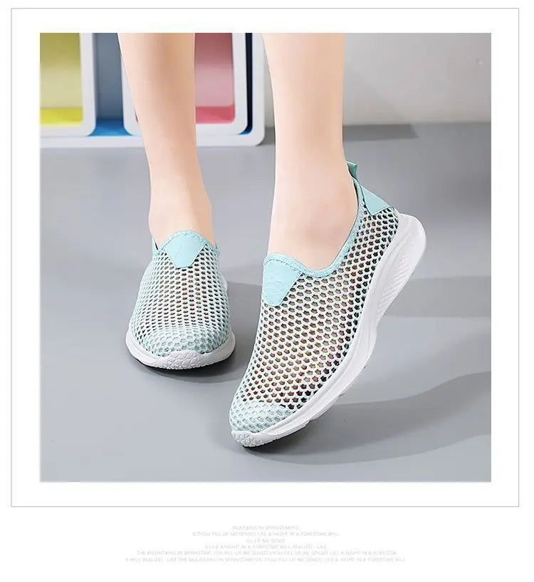 Women's Shoes Lightweight Shoe Summer Breathable Thin Mesh/Casual Shoes Soft Soled Sneakers Beach Tracing Shoes