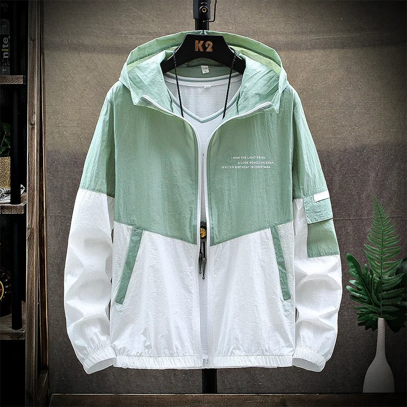 Summer Skin Coats Men Ultra Light UV Sun Protection Big Size Hooded/Windbreaker Jacket Men Striped Casual Outwear