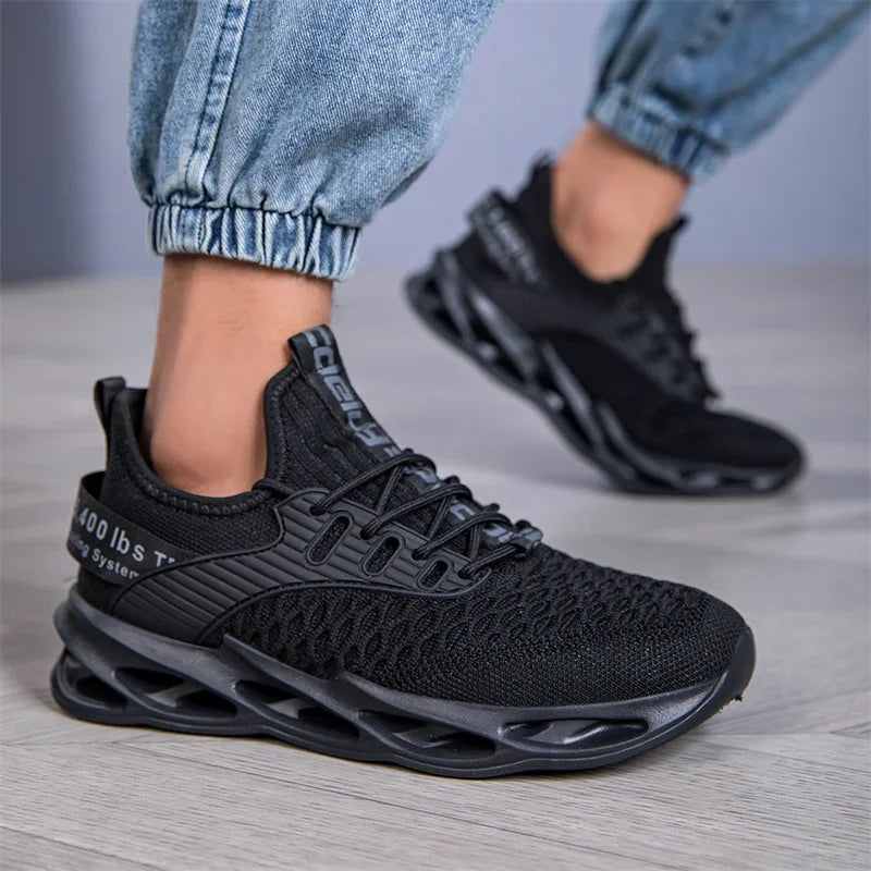 Hot Sale Pink Casual Sneakers Women Blade Shoes Big Light/Breathable Running Shoes Shoes Men Mesh Sports Sneakers