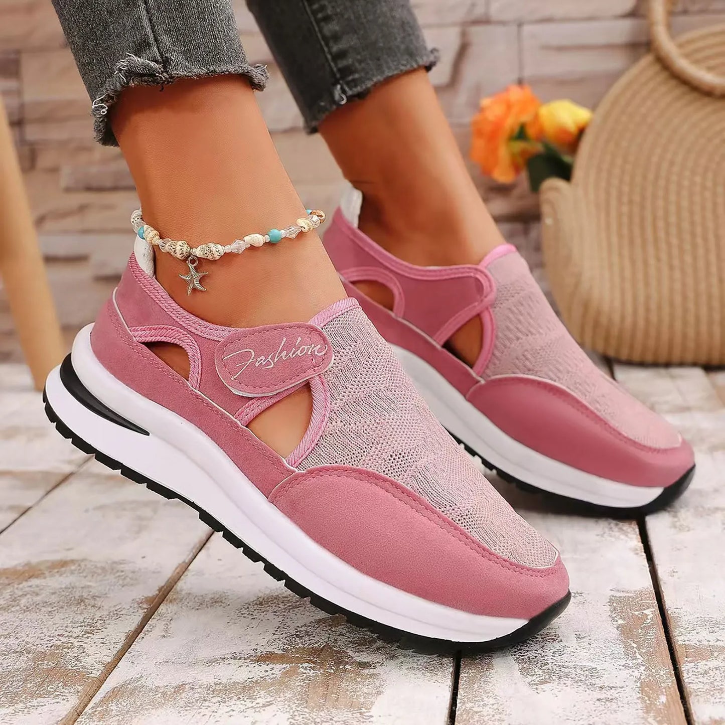 Women Sports Shoes Comfortable Soft Sole Flat Bottomed Low Cut/Mesh Breathable Women Casual Shoes Walking Sneakers