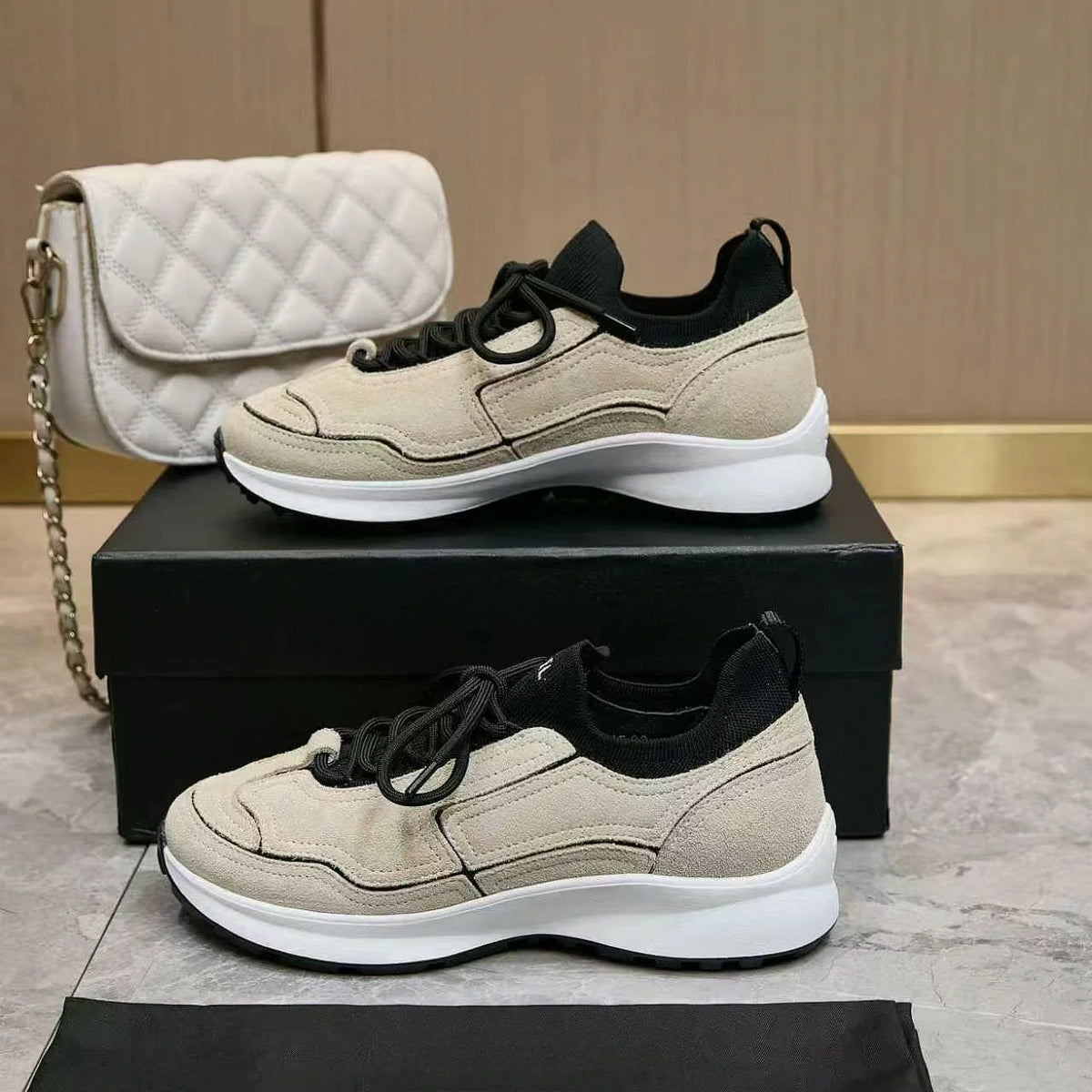 Vintage Men Mixed Material Fashion Sneakers Soft Suede & Stretch Knit Upper Lace‑Up Cushioned Non‑Slip Thick Rubber Sole Men Shoes