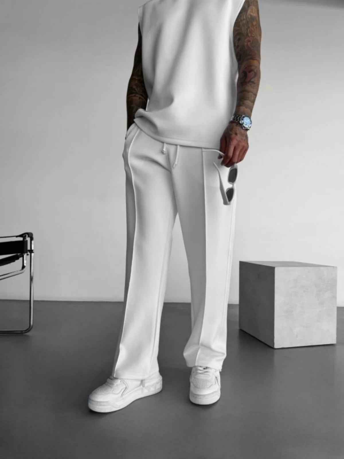 New men's casual pants, stylish and comfortable elastic waist/drawstring single-line pleated solid color pocket mops pants