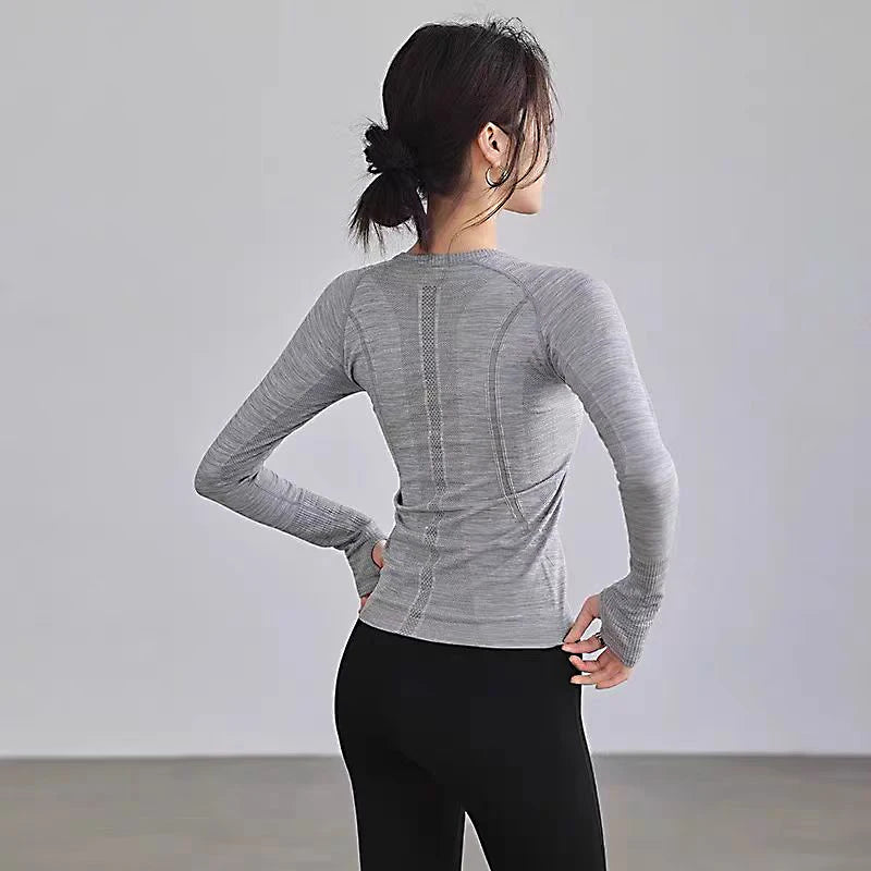 Yoga Clothes for Women, Sports Tops Round Neck Seamless Slim/Running Shirt Fitness Workout Long Sleeves Gym T shirt